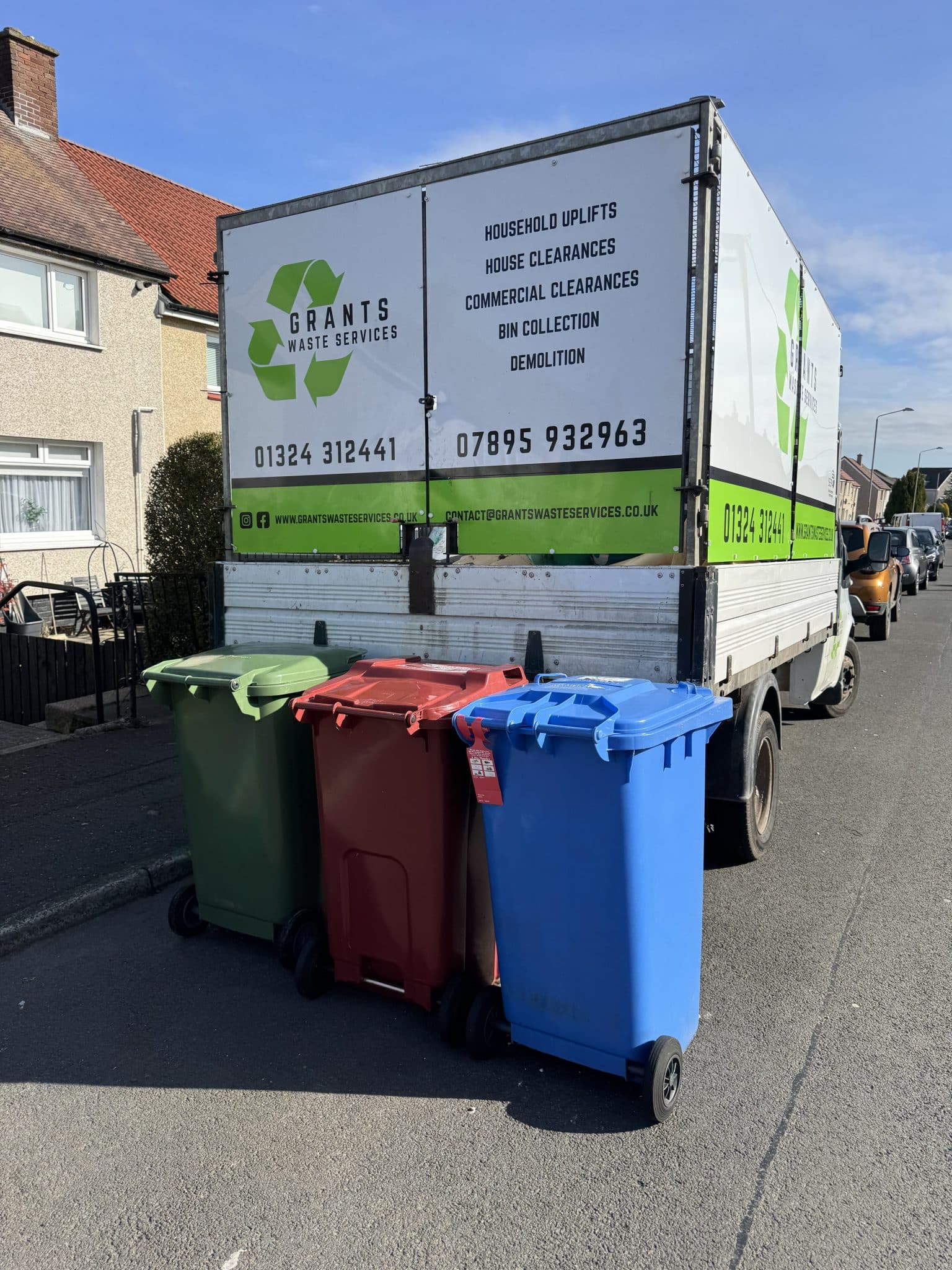 bin collection Falkirk for a domestic customer in there street